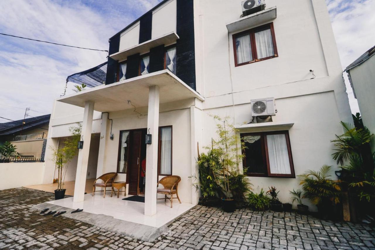 Reddoorz Near Jalan Gatot Subroto 2* Medan