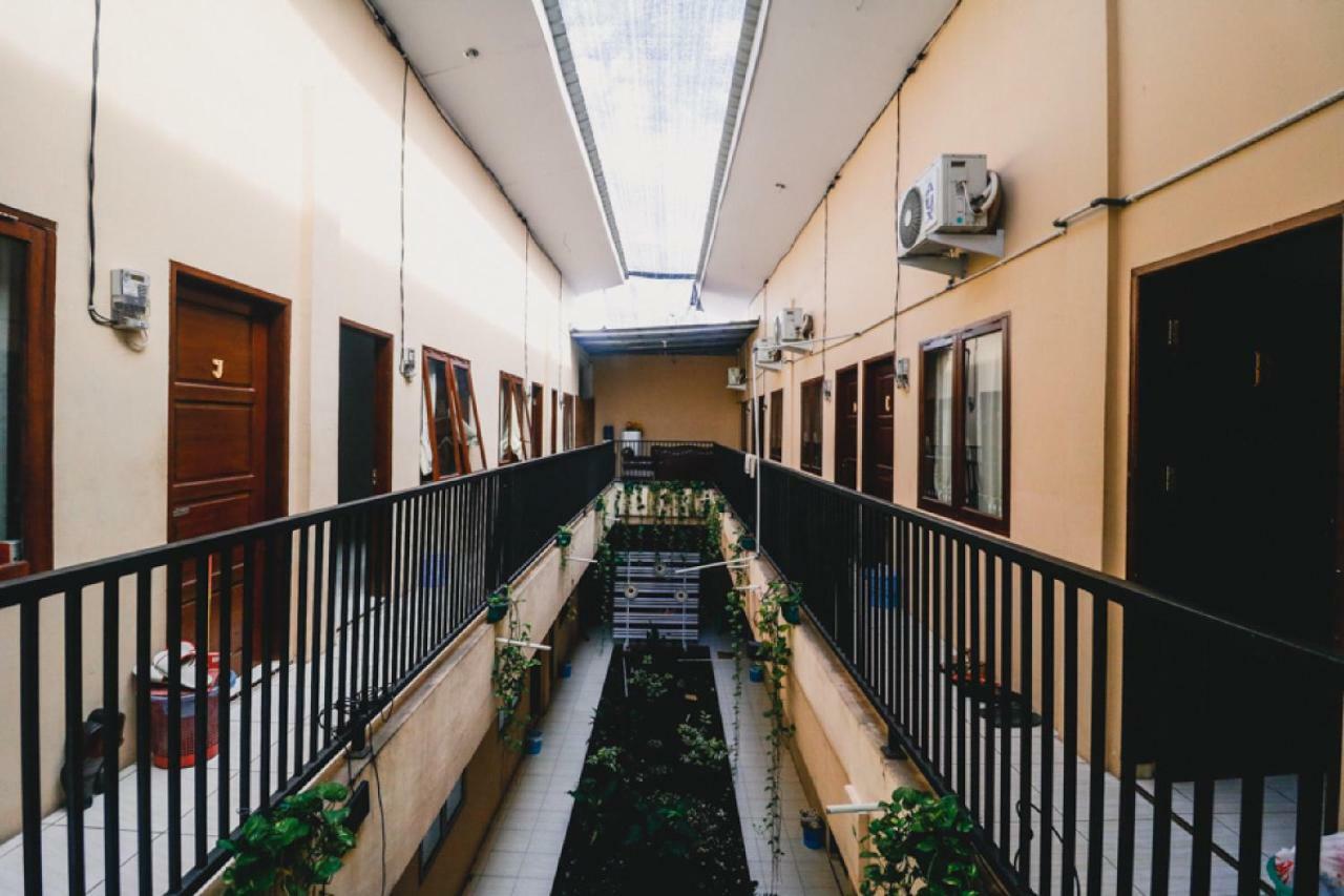 Wisma tamu Reddoorz Near Jalan Gatot Subroto Medan